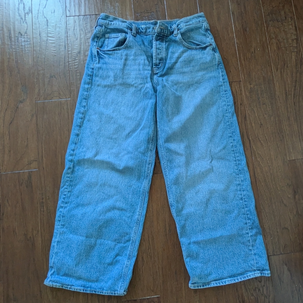Old Navy Mid-Rise Slouchy Wide-Leg Jeans - Medium Wash